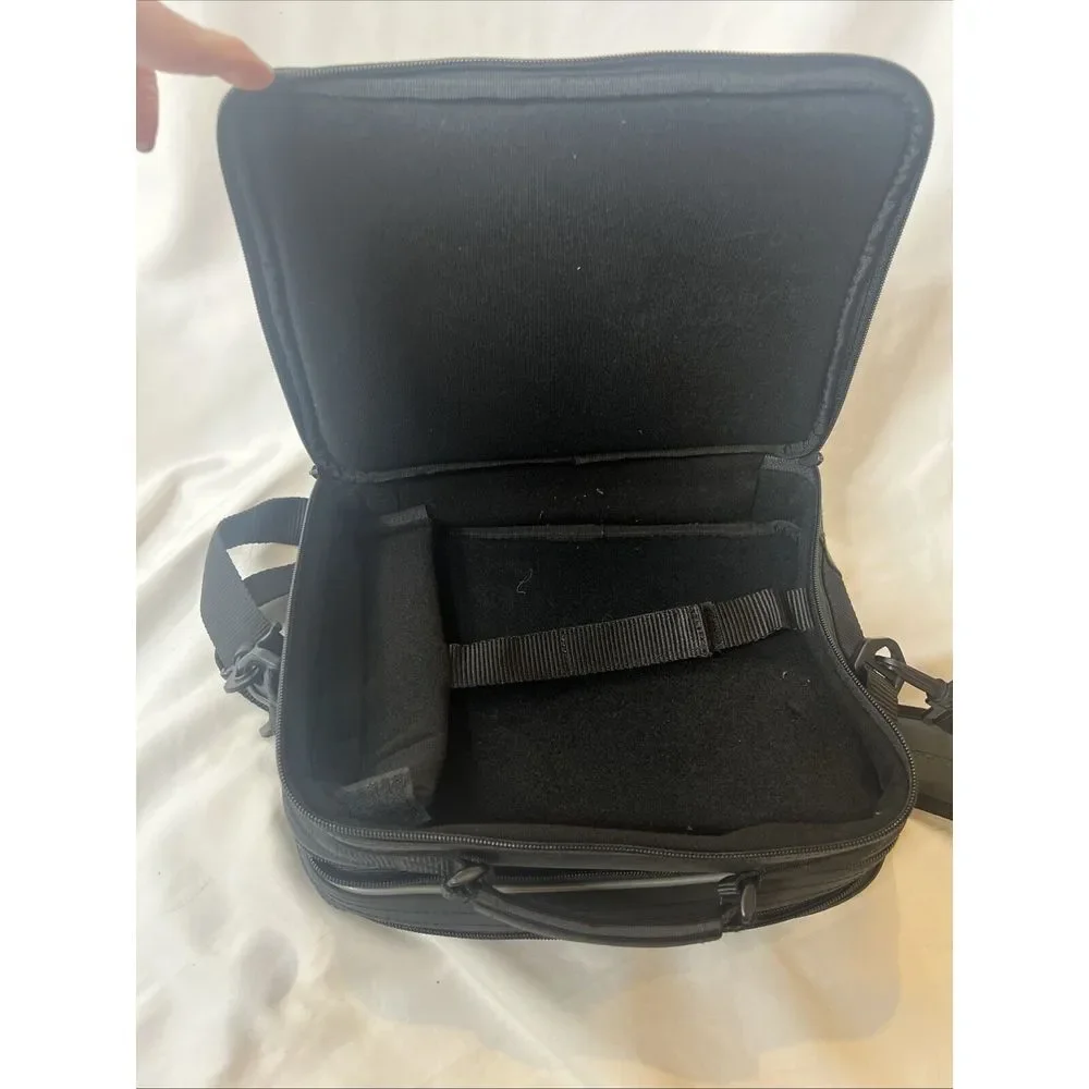 Body Glove Black Tablet iPad Computer Case Padded Zippers Shoulder Strap‎ 11x9